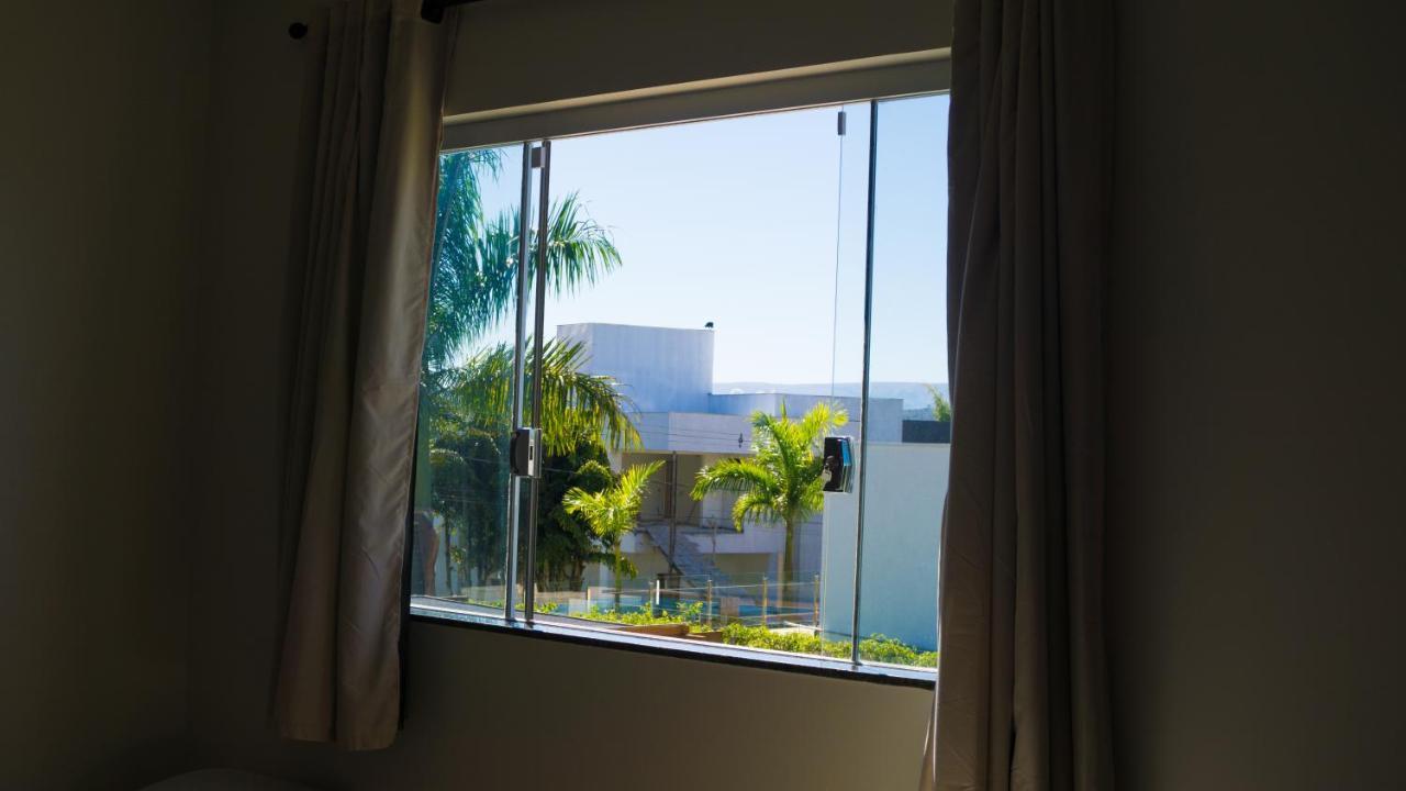 Suites Jardim Dos Lagos Capitólio Buitenkant foto