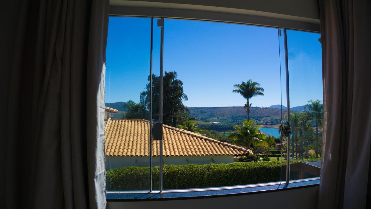 Suites Jardim Dos Lagos Capitólio Buitenkant foto
